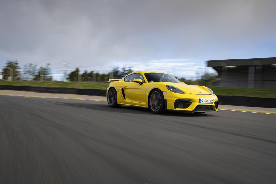  Porsche 718 Cayman GT4 (982C) 2019 года  (WW) (фото 135 из 190)